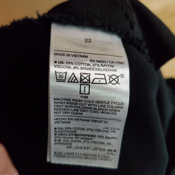 Old Navy Pants Womens Plus Size 22 Black High-Rise Pixie Skinny Secret-Smooth Po - Picture 3 of 11